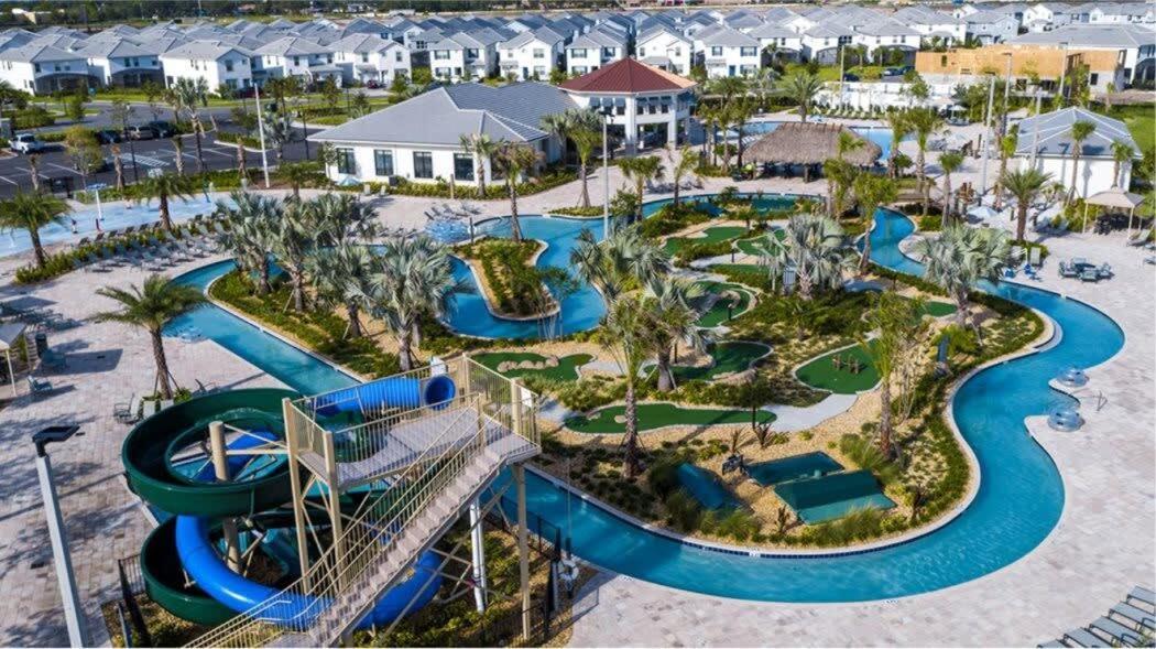 New Beautiful 7 Bedroom W Pool Games Theme *