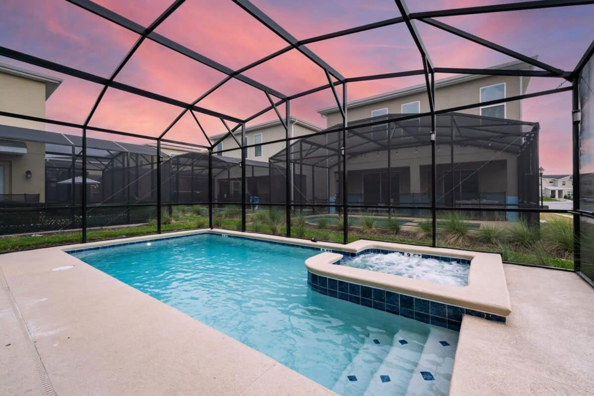 New Beautiful 7 Bedroom W Pool Games Theme * Kissimmee