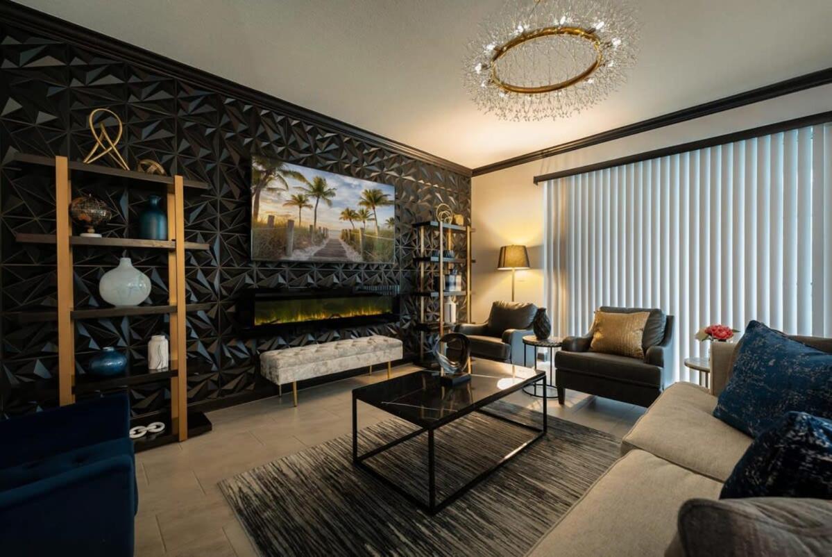 Villa New Beautiful 7 Bedroom W Pool Games Theme *